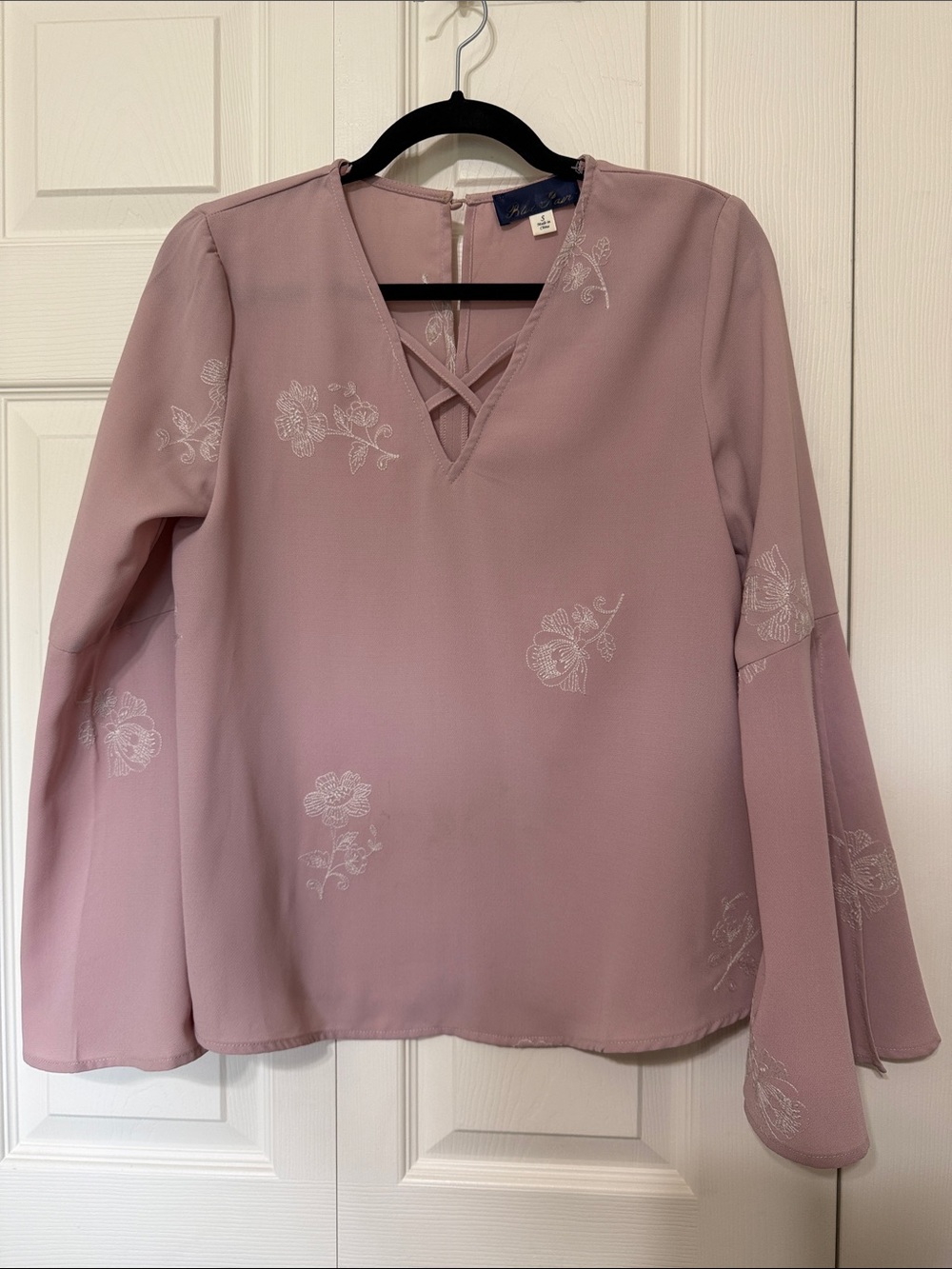 Blue Rain Dusty Rose V-Neck Blouse with Floral Embroidery